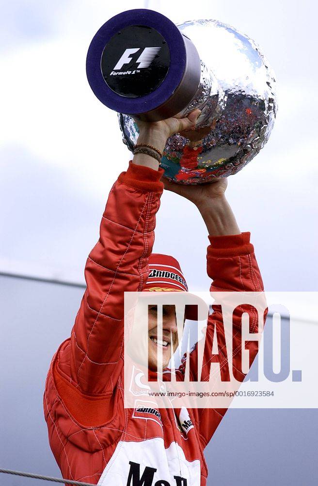 SCHUMACHER Michael Team Scuderia Ferrari Sieger Grand Prix Formel 1 Grosser Preis von San Marino 2002 in Imola am 14. April 2002