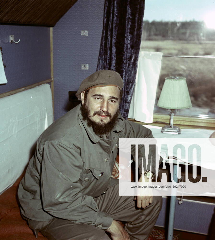 Fidel Castro 418986 13.05.1963 Fidel Castro on the train journey from Irkutsk to Bratsk Vasily Sputnik Irkutsk region Russia