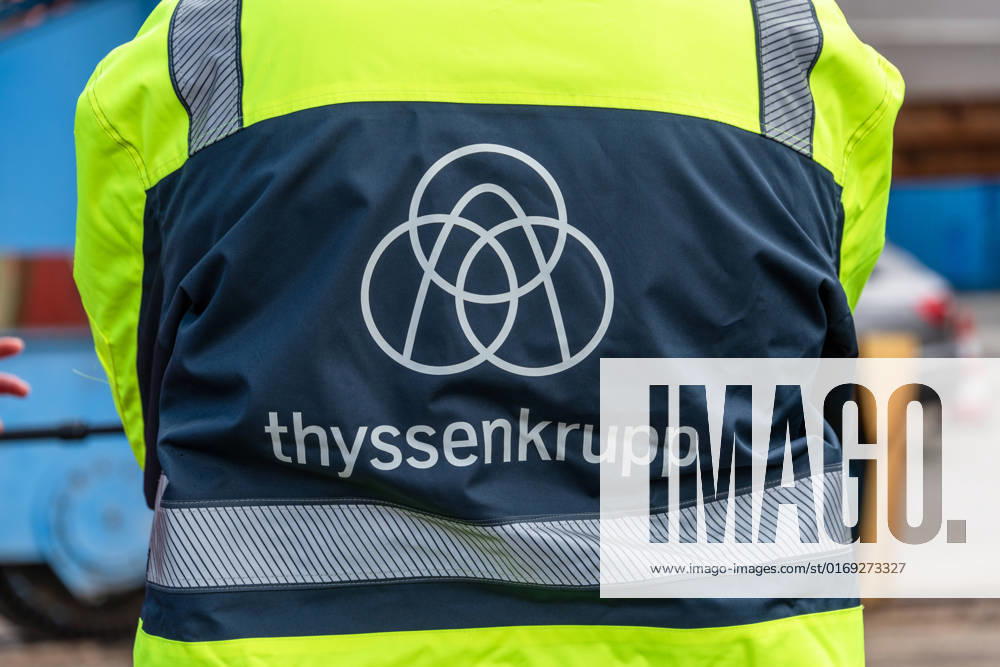 Kiel, Schleswig Holstein, 16 September 2022 Economics Minister Madsen visits shipyard sites in Kiel Thyssen Krupp Marine Systems TKMS and German Naval Yards GNY
