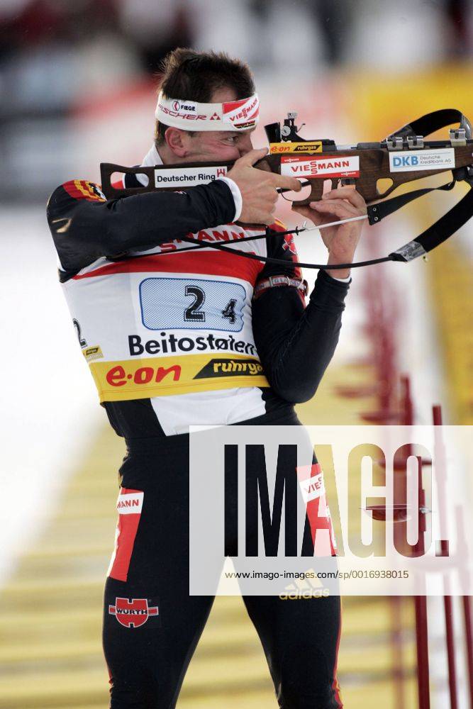 FISCHER Sven GER Biathlon Welt Cup 2004 in Beitostolen Norwegen.Sport Wintersport Biathlon Aktion.