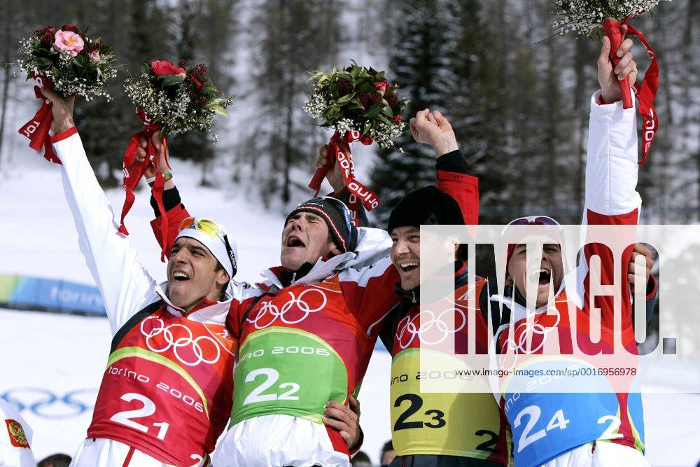 GREIS Michael, FISCHER Sven, ROESCH Michael und GROSS Ricco Olympiasieger in der Staffel Biathlon Staffel der Maenner 4 x 7,5km in Cesana am 21.02.2006 Olympische Winterspiele 2006 in Turin Italien