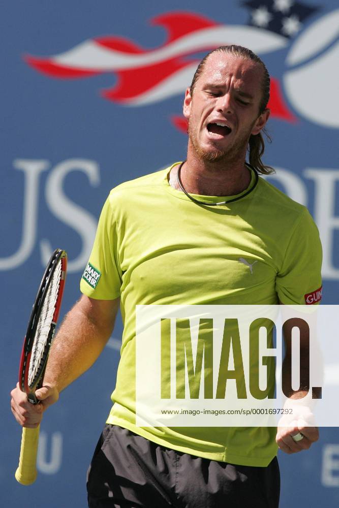 Xavier Malisse (Belgien) enttäuscht Tennis Herren US Open 2005, Grand Slam, ATP Tour Einzelbild Flushing Meadow, Meadows New York, NY, N.Y., N Y Enttäuschung,