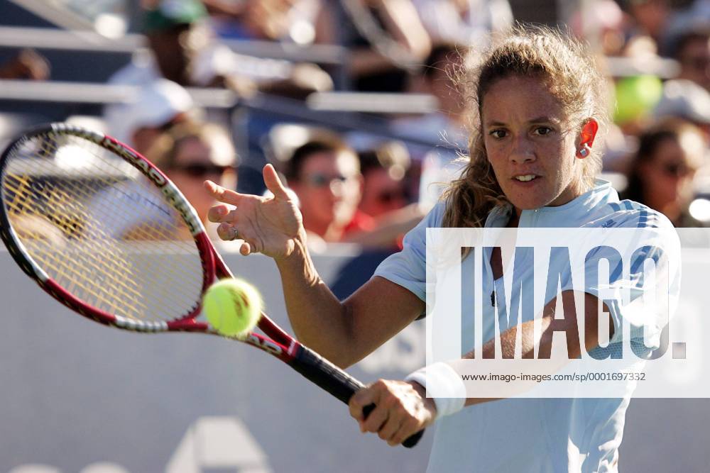 Patty Schnyder (Schweiz) - Rückhand Tennis Damen US Open 2005, Grand Slam, WTA Tour Einzelbild Flushing Meadow, Meadows New York, NY, N.Y., N Y