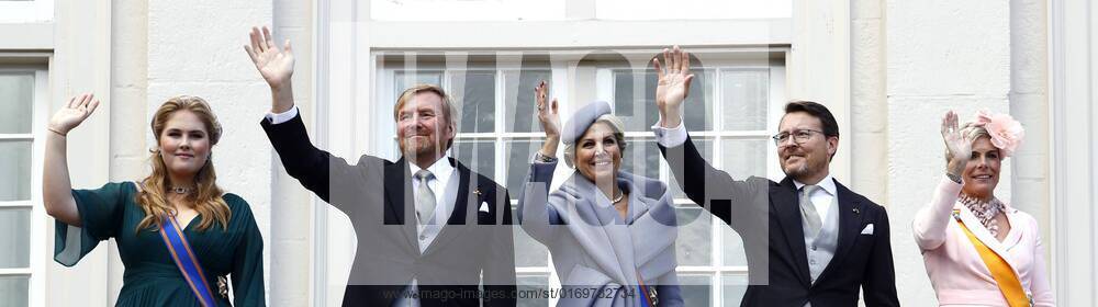 2022 09 20 14 23 17 THE HAGUE King Willem Alexander, Queen Maxima, Princess Amalia, Prince Constantijn and Princess Laurentien during the balcony scene at Noordeinde Palace ANP KOEN VAN WEEL netherlands out belgium out