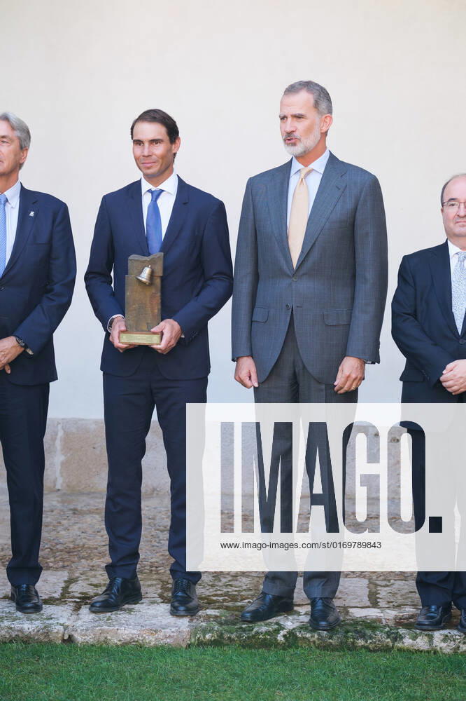 The King Presents The V Edition Of The camino Real Award To Rafa Nadal King Felipe VI presents the Camino Real Award to tennis player Rafael Nadal , during its fifth edition, at the auditorium of the University of Alcala, on 20 September, 2022 in Alcala de Henares, Madrid, Spain Madrid Spain