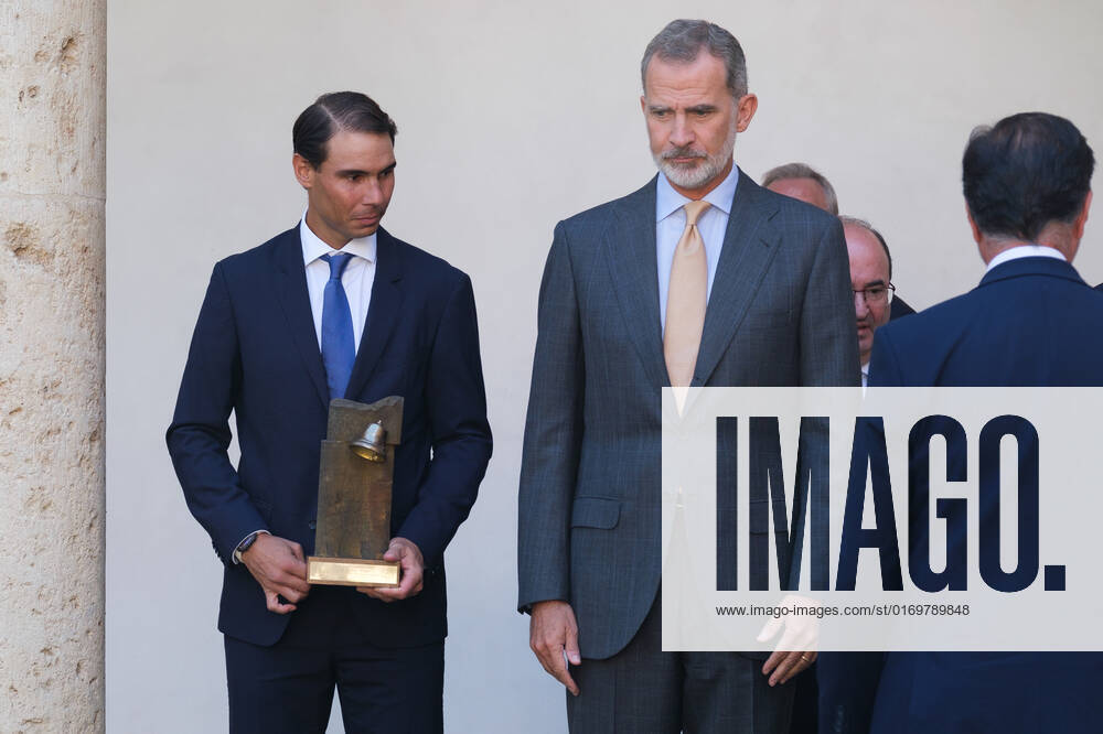 The King Presents The V Edition Of The camino Real Award To Rafa Nadal King Felipe VI presents the Camino Real Award to tennis player Rafael Nadal , during its fifth edition, at the auditorium of the University of Alcala, on 20 September, 2022 in Alcala de Henares, Madrid, Spain Madrid Spain