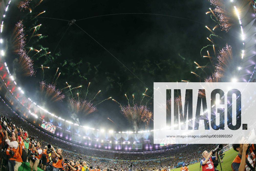 Schlussfeuerwerk zur Fussball WM 2014. Estadio: Maracana (Rio de Janeiro). Foto: Javier Garcia Martino Photogamma.