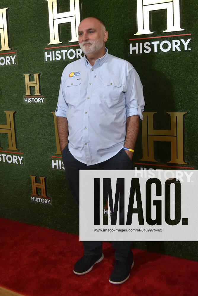 WASHINGTON, DC - SEPTEMBER 24: Former Chief Official White House Photographer for US Presidents Ronald Reagan and Barack Obama Peter Souza at HISTORYTalks 2022: Your Place in History at DAR Constitution Hall in Washington, DC on September 24, 2022.