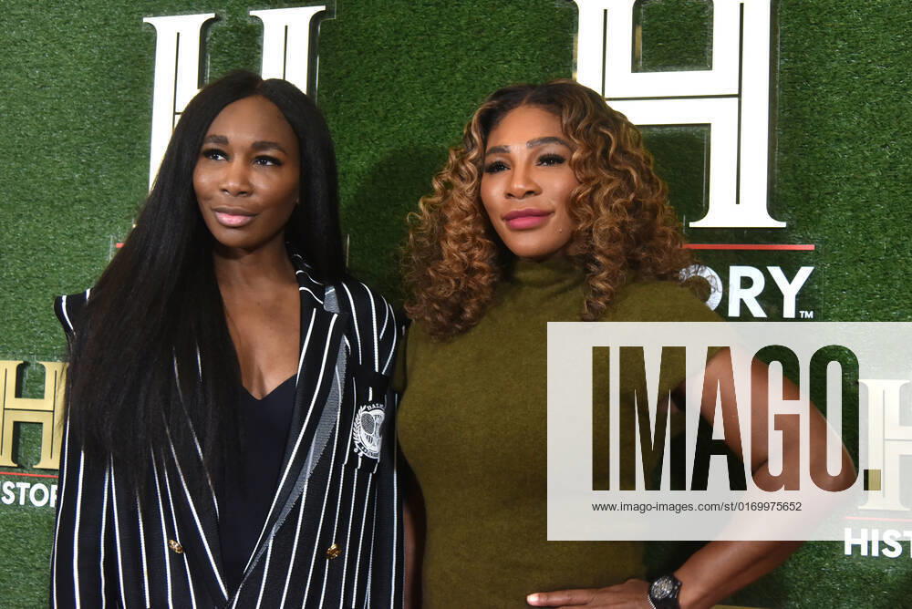 WASHINGTON, DC - SEPTEMBER 24: Venus Williams and Serena Williams at HISTORYTalks 2022: Your Place in History at DAR Constitution Hall in Washington, DC on September 24, 2022.