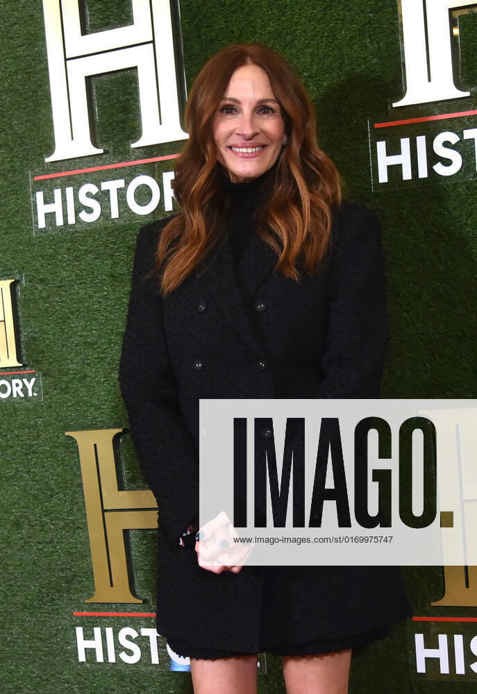 WASHINGTON, DC - SEPTEMBER 24: Julia Roberts at HISTORYTalks 2022: Your Place in History at DAR Constitution Hall in Washington, DC on September 24, 2022.