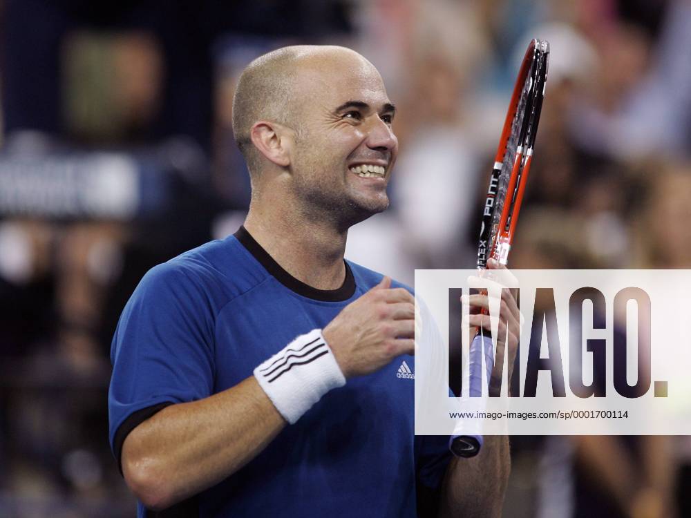Andre Agassi (USA) jubelt Tennis Herren US Open 2005, Grand Slam, ATP Tour, , Einzelbild Flushing Meadow, Meadows New York Freude,