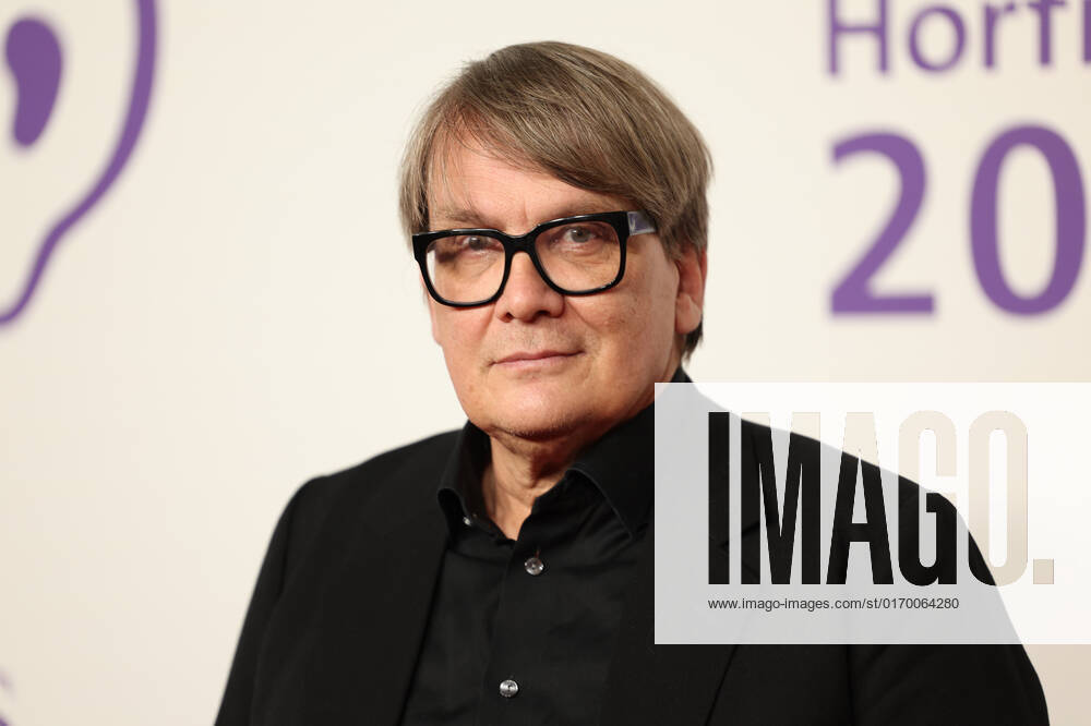 20 German Hearing Film Award 2022 The band Showact Regener Pappick Busch Sven Regener , award ceremony of the 20 German Hearing Film Award 2022 in the Bolle Festsäle at the Spree Bogen in Berlin