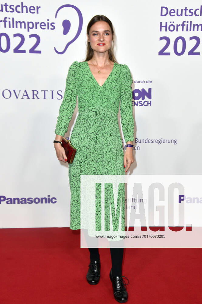 Josephin Busch at the award ceremony of the 20 German Hearing Film Award 2022 in the Bolle Festsäle at the Spree Bogen Berlin, 27 09 2022 Foto:xN.xKubelkax xFuturexImage
