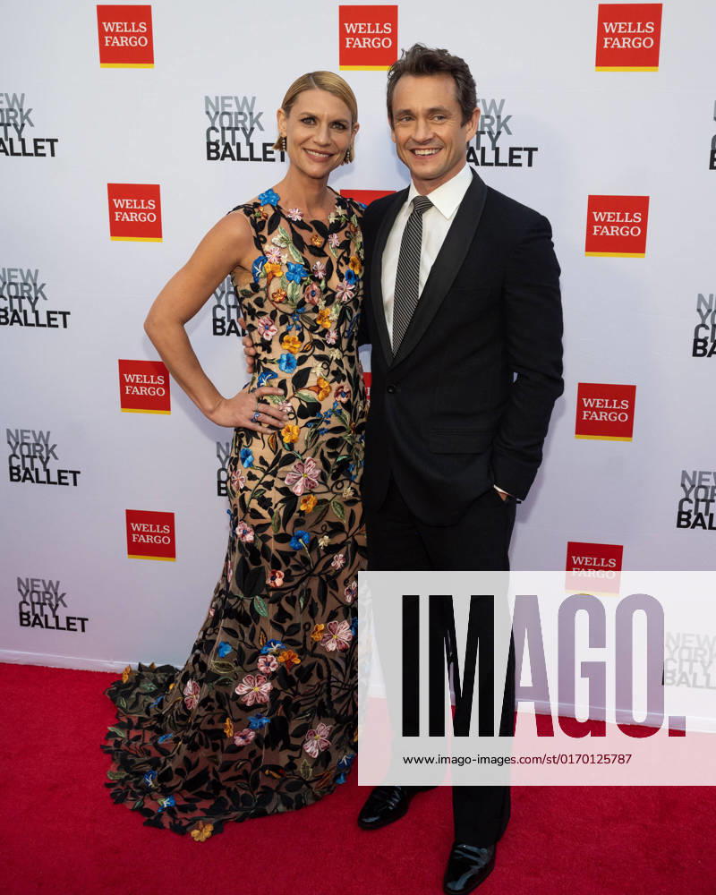 Claire Danes and Hugh Dancy arrive on the red carpet at the New York City Ballet 2022 Fall Fashion Gala at the David H. Koch Theater in New York City on Wednesday, September 28th, 2022. 1 NYP20220928523 GabrielexHoltermann