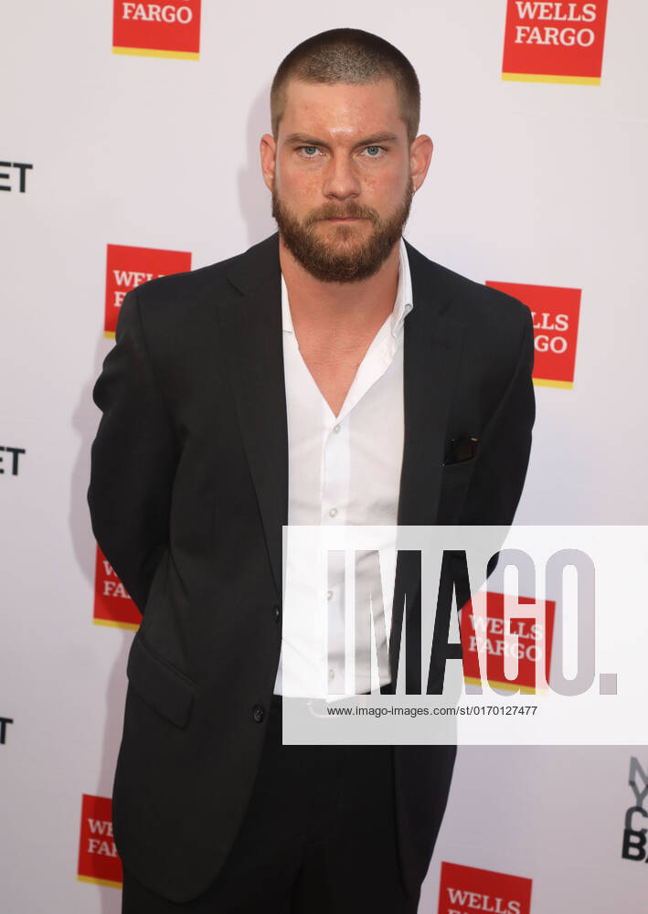 Actor JAKE WEARY attends the New York City Ballet 2022 Fall Fashion Gala held at the David H. Koch Theater at Lincoln Center. New York City USA - ZUMAk03_ 20220928_zaf_k03_061