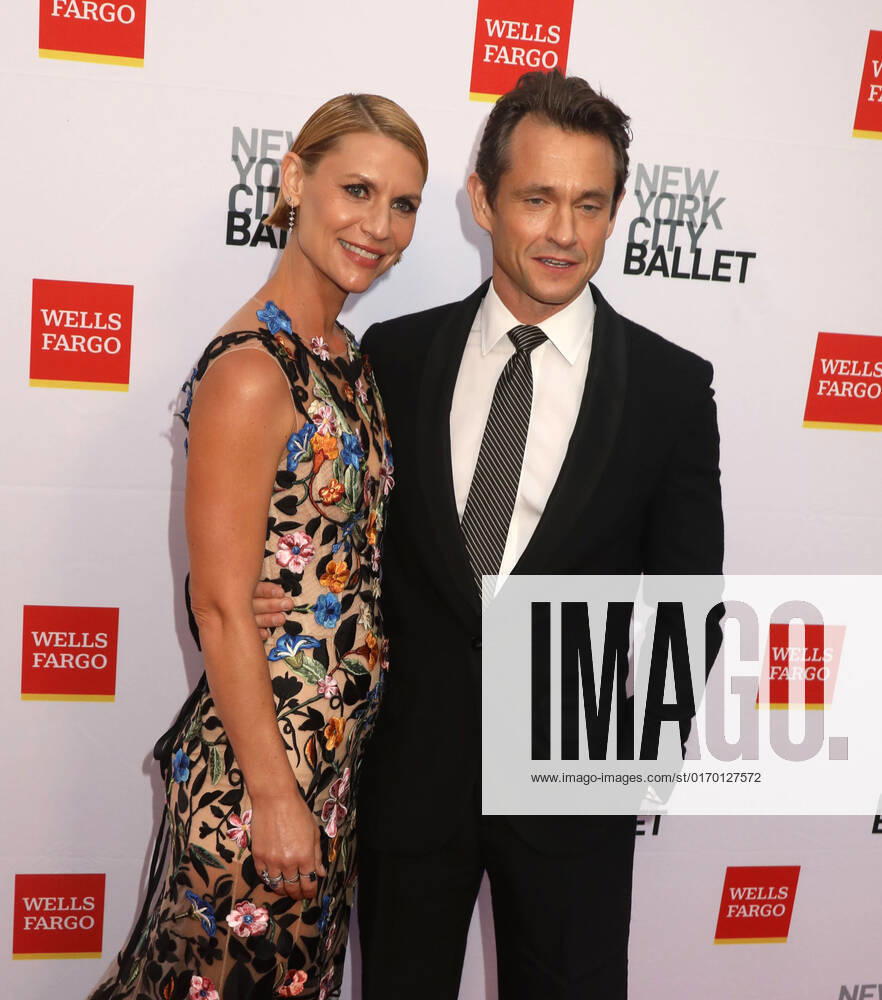 Actress CLAIRE DANES and HUGH DANCY attend the New York City Ballet 2022 Fall Fashion Gala held at the David H. Koch Theater at Lincoln Center. New York City USA - ZUMAk03_ 20220928_zaf_k03_100