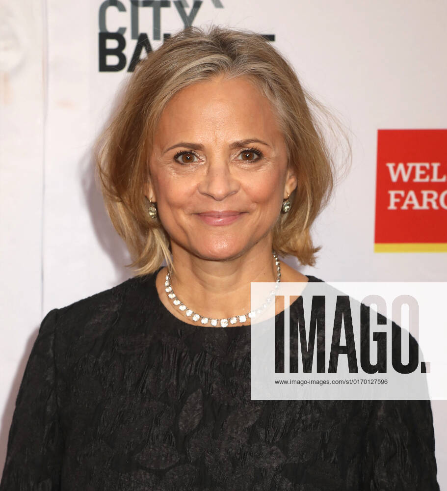 Actress AMY SEDARIS attends the New York City Ballet 2022 Fall Fashion Gala held at the David H. Koch Theater at Lincoln Center. New York City USA - ZUMAk03_ 20220928_zaf_k03_122