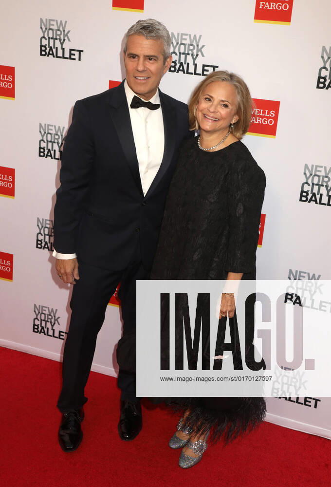 ANDY COHEN and AMY SEDARIS attend the New York City Ballet 2022 Fall Fashion Gala held at the David H. Koch Theater at Lincoln Center. New York City USA - ZUMAk03_ 20220928_zaf_k03_123