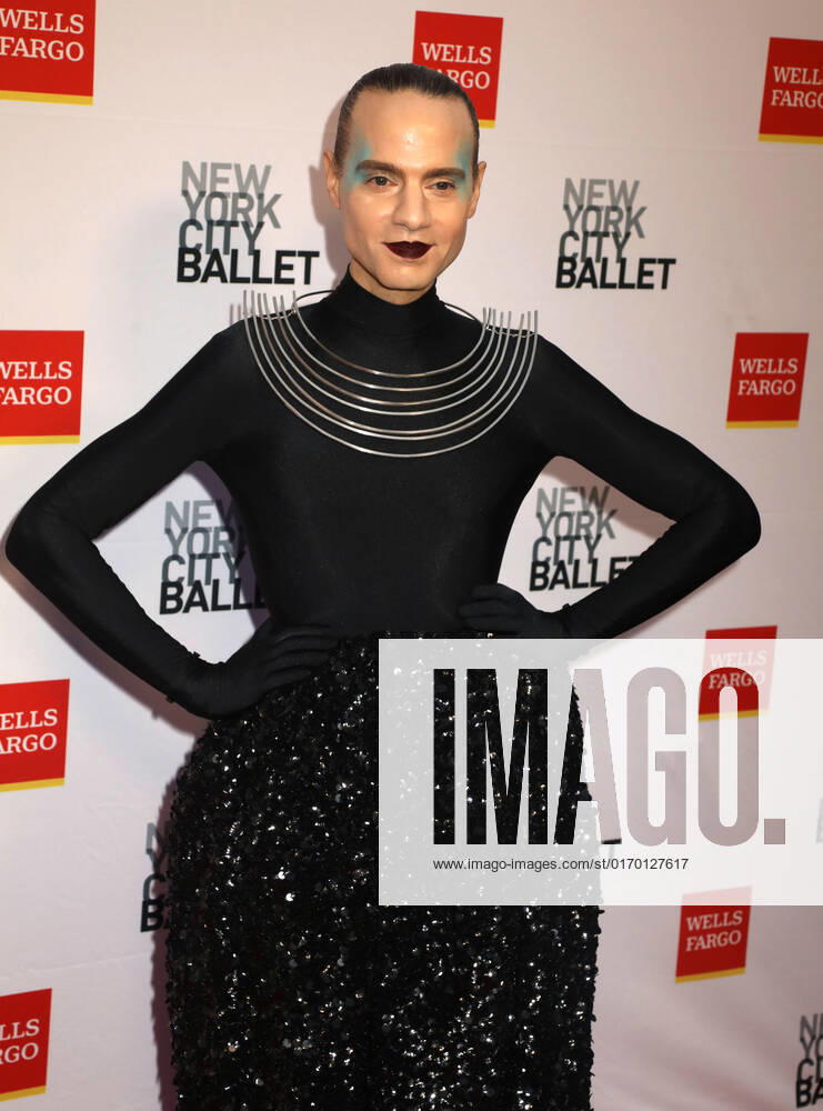 JORDAN ROTH attends the New York City Ballet 2022 Fall Fashion Gala held at the David H. Koch Theater at Lincoln Center. New York City USA - ZUMAk03_ 20220928_zaf_k03_129