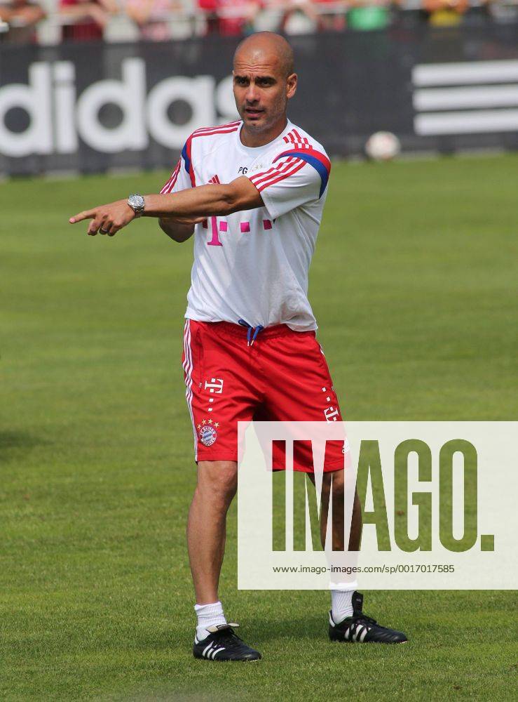 FC Bayern Training, Säbenerstrasse, München,Fussball,Sport,im Trainer Pep Guardiola EP_prz
