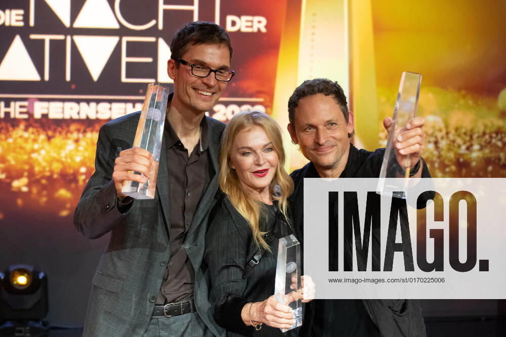 Prize winners Matthias PETSCHE, Inga HUMPE, Tommi ECKART, f l Award ceremony of the German Television Prize, The Night of the Creatives The German Television Prize 2022, German Television Prize 2022 in Cologne, on 13 09 2022