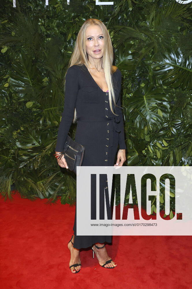 Jenny Elvers at The Show 2022 Opening Party at Schuppen 52 Hamburg, 01 10 2022 Foto:xFuturexImage