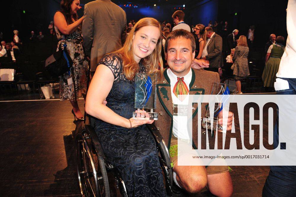 Preisträgerin Anna Schaffelhuber und Georg Hackl bei der Verleihung Bayerischer Sportpreis am 19.07.2014 in München Verleihung Bayerischer Sportpreis 2014 in München