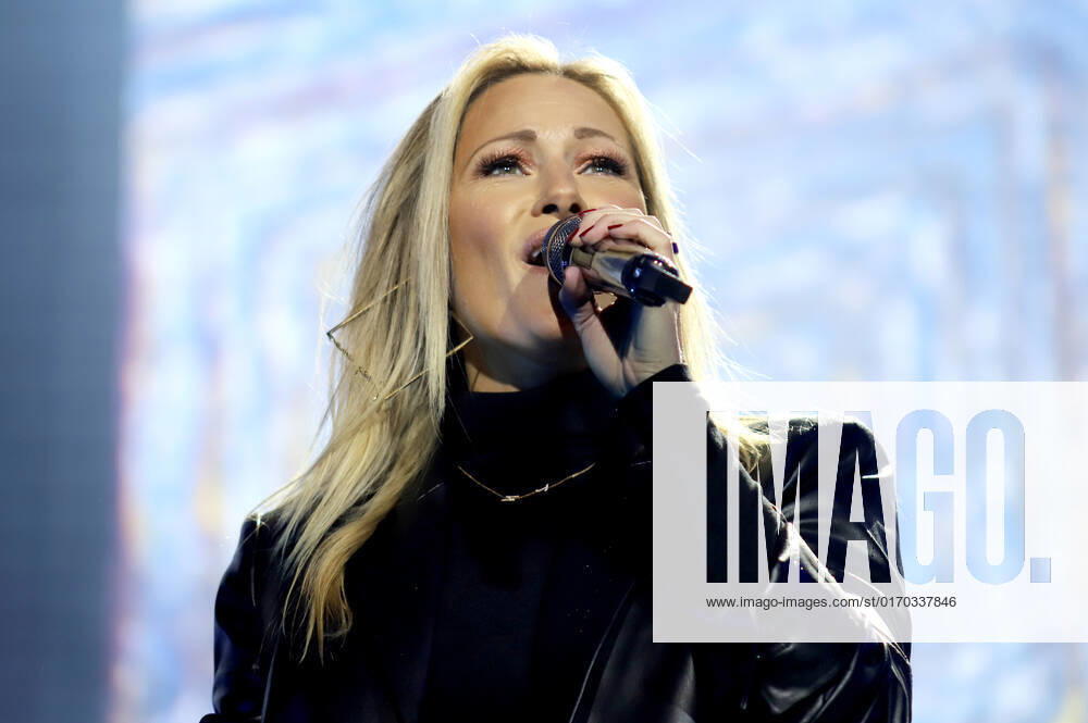 Helene Fischer live in the valley station of the Schlossalmbahn Bad Hofgastein, 01 10 2022 Foto:xS.xNömerx xFuturexImage
