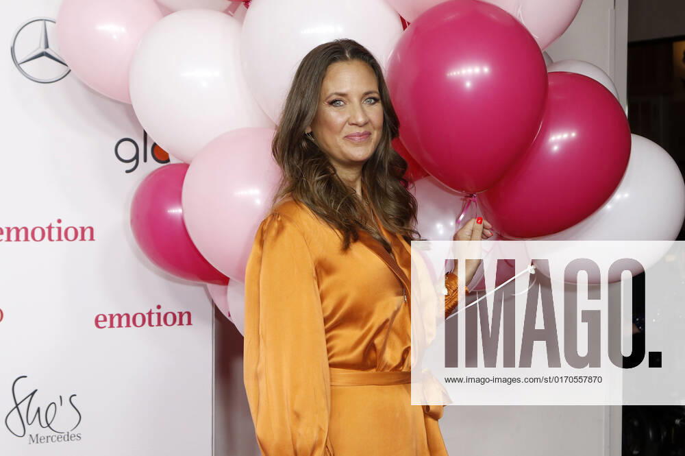 Dana Schweiger at the 11 presentation of the EMOTION Award 2022 at the Curio Haus Hamburg, 05 10 2022 Foto:xC.xTamckex xFuturexImage