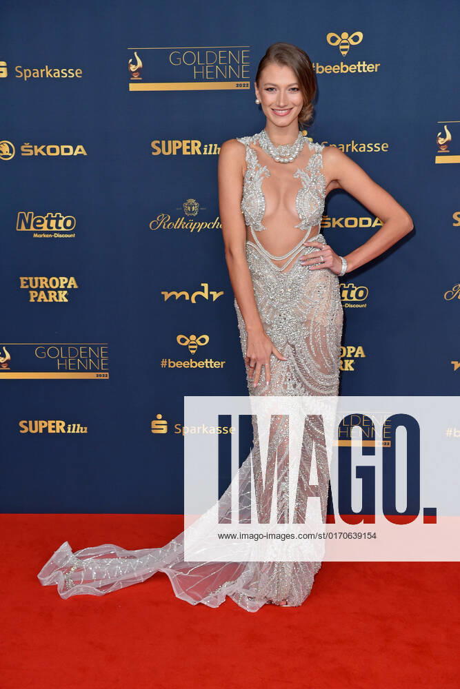 Leony Leonie Burger at the GOLDENE HENNE 2022 in the Media City in Leipzig on 07 01 2022 red carpet