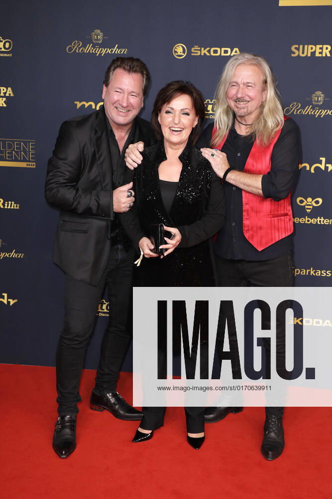 Claudius Dreilich, Ute Freudenberg and Bernd Roemer at the award ceremony The Golden Hen on 7 10 2022 in Leipzig The Golden Hen 2022 award ceremony in Leipzig