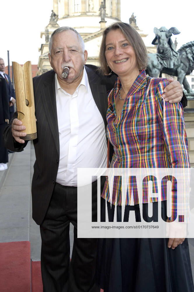 Paul Van Nevel with wife Silke Jacobsen at the Opus Klassik 2022 award ceremony at the Konzerthaus am Gendarmenmarkt Berlin, 09 10 2022 Foto:xF.xFuturexImage