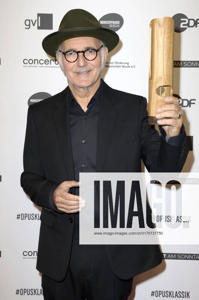Ludovico Einaudi at the Opus Klassik 2022 award ceremony at the Konzerthaus am Gendarmenmarkt Berlin, 09 10 2022 Foto:xF.xFuturexImage