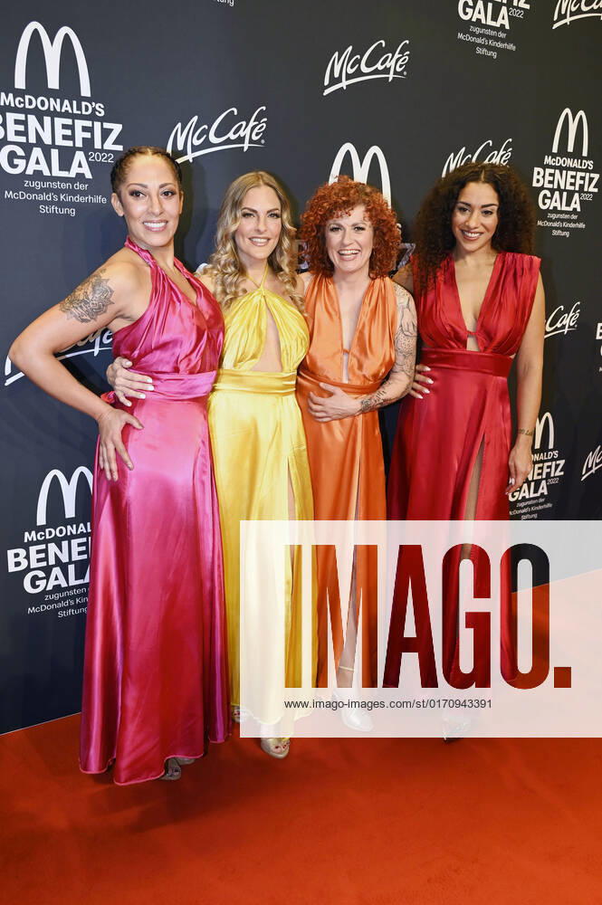 Jessica Wahls, Sandy Mölling, Lucy Diakovska and Nadja Benaissa from the No Angels at the 17 McDonald s Benefit Gala 2022 in favor of the McDonalds Childrens Aid Foundation at the Eisbach Studios, Munich, 15 10 2022 Foto:xS.xFuturexImage