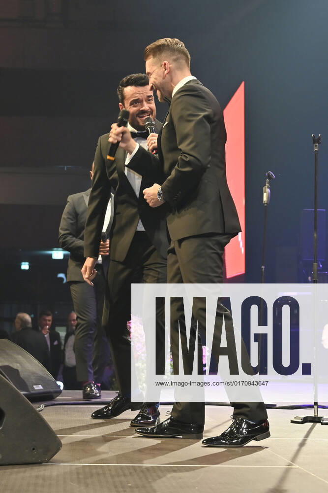 Giovanni Zarrella and Tom Marks from Vintage Vegas live at the 10 Ball der Unternehmer 2022 in Hall 3C of NürnbergMesse Nuremberg, 15 10 202323 Foto:xD.xAnoraganingrumx xFuturexImage