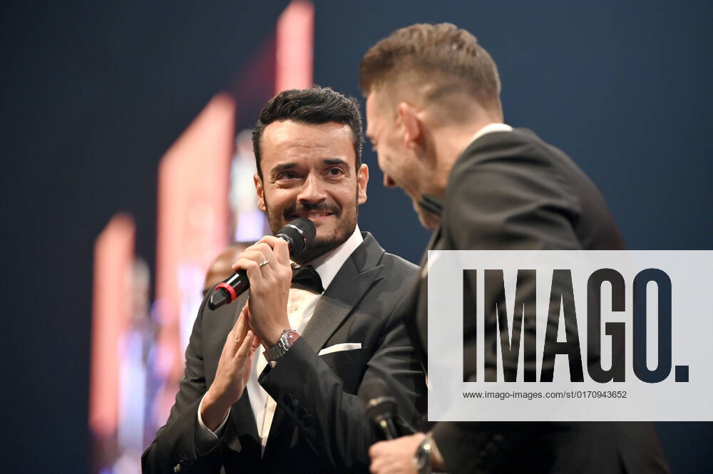 Giovanni Zarrella and Tom Marks from Vintage Vegas live at the 10 Ball der Unternehmer 2022 in Hall 3C of NürnbergMesse Nuremberg, 15 10 202323 Foto:xD.xAnoraganingrumx xFuturexImage