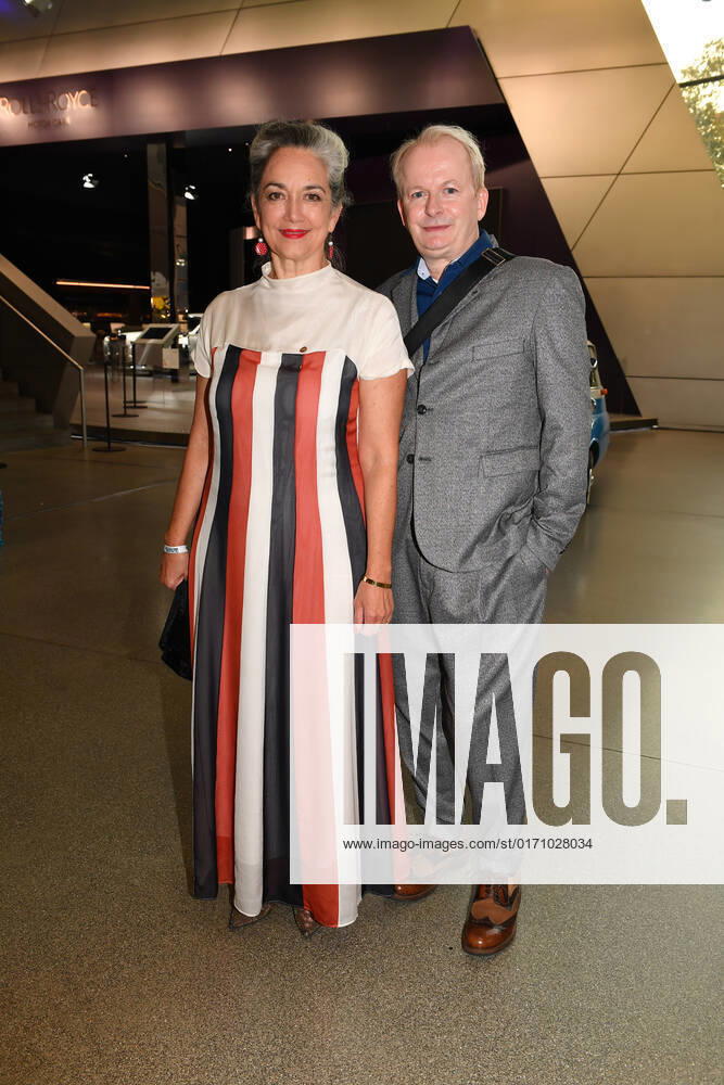 Irina Wanka award ceremony Blue Panther TV Streaming Award 2022 honor, award, prize BMW World Munich 19 October 2022