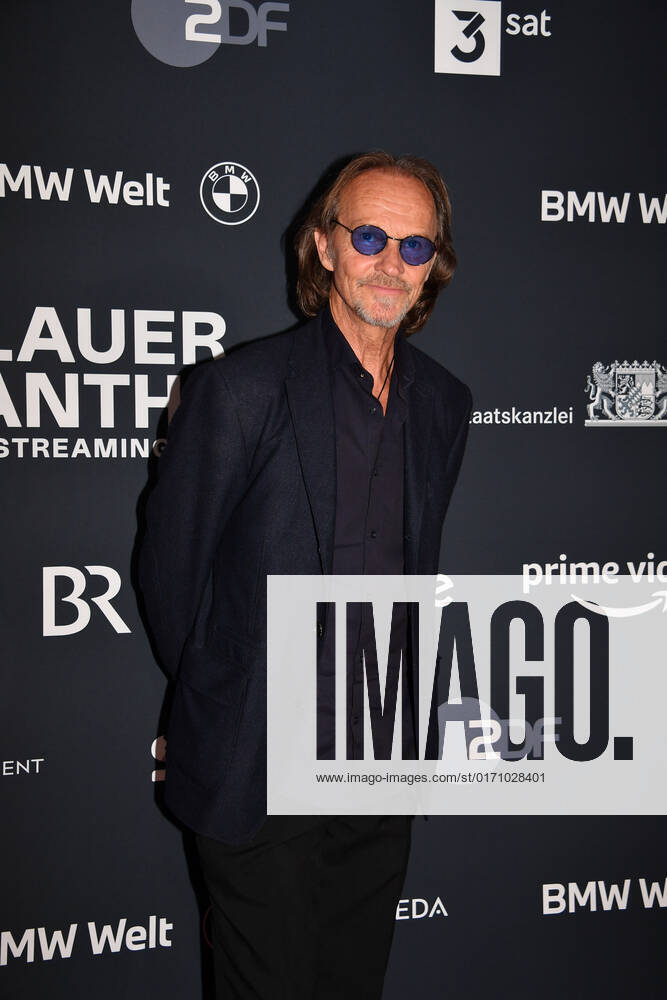 Eisi Gulp award ceremony Blue Panther TV Streaming Award 2022 honor, award, prize BMW World Munich 19 October 2022