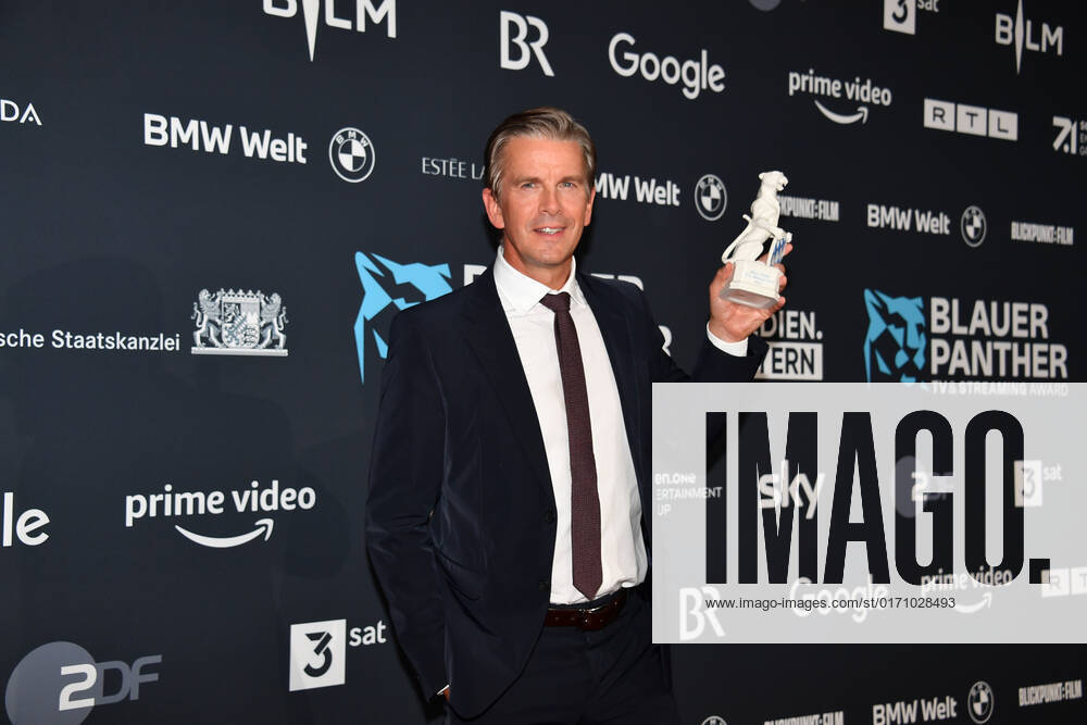 Markus Lanz award ceremony Blue Panther TV Streaming Award 2022 honor, award, prize BMW Welt Munich 19 October 2022