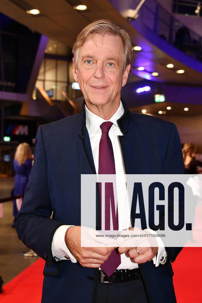 Claus Kleber at the Blue Panther TV Streaming Award 2022 ceremony formerly Bavarian Television Award on 19 10 2022 in Munich Blue Panther TV Streaming Award 2022 ceremony in Munich