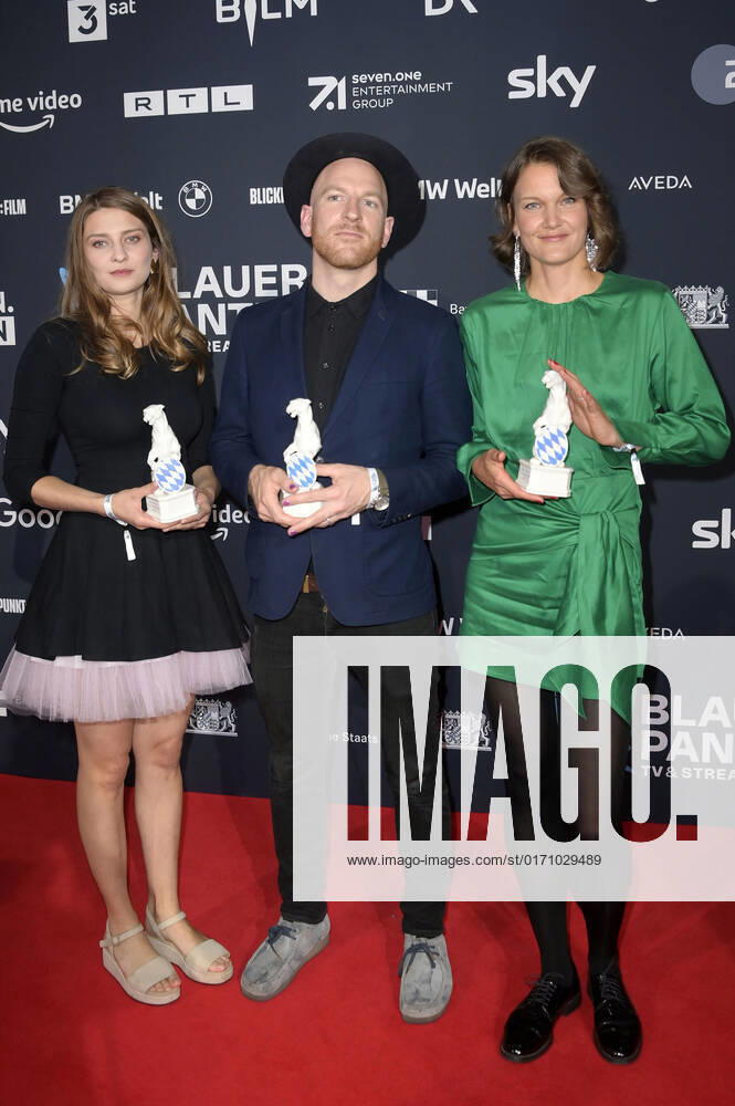 Annette Kammerer, Jan Vollmer and Nadja Mitzkat at the presentation of the Blue Panther TV Streaming Award 2022 at BMW Welt Munich, 19 10 2022 Foto:xF.xFuturexImage