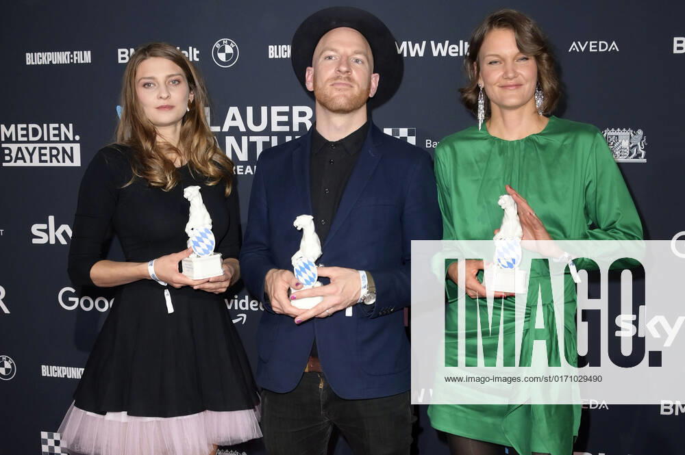 Annette Kammerer, Jan Vollmer and Nadja Mitzkat at the presentation of the Blue Panther TV Streaming Award 2022 at BMW Welt Munich, 19 10 2022 Foto:xF.xFuturexImage