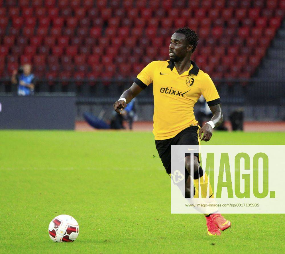 Zürich Fussball Herren Champions League-Qualifikation Saison 2014 2015 Stadion Letzigrund Grasshopper Club Zürich - OSC Lille Bild zeigt 23 Pape Souare (Lille) Einzelbild Freisteller Aktion Foto