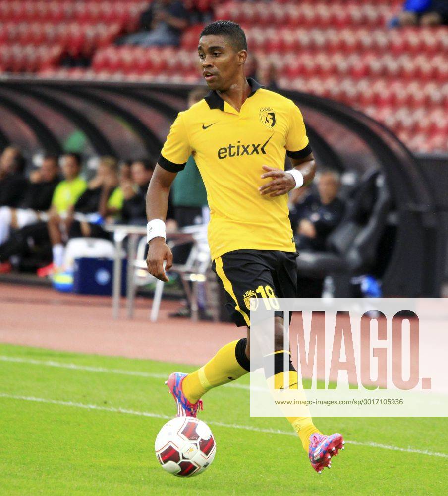 Zürich Fussball Herren Champions League-Qualifikation Saison 2014 2015 Stadion Letzigrund Grasshopper Club Zürich - OSC Lille Bild zeigt Frank Beria (Lille) Einzelbild Aktion Foto