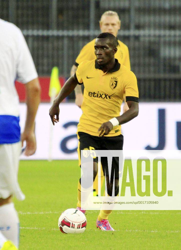 Zürich Fussball Herren Champions League-Qualifikation Saison 2014 2015 Stadion Letzigrund Grasshopper Club Zürich - OSC Lille Bild zeigt 5 Idrissa Gueye (Lille) Aktion Foto