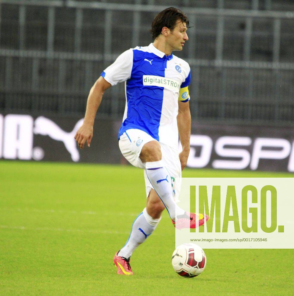 Zürich Fussball Herren Champions League-Qualifikation Saison 2014 2015 Stadion Letzigrund Grasshopper Club Zürich - OSC Lille Bild zeigt Veroljub Salatic (GC) Aktion Einzelbild Freisteller Foto