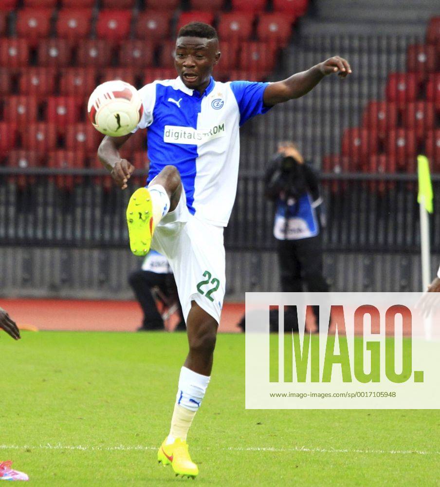 Zürich Fussball Herren Champions League-Qualifikation Saison 2014 2015 Stadion Letzigrund Grasshopper Club Zürich - OSC Lille Bild zeigt Nathan Sinkala (GC) Einzelbild Freisteller Aktion Foto