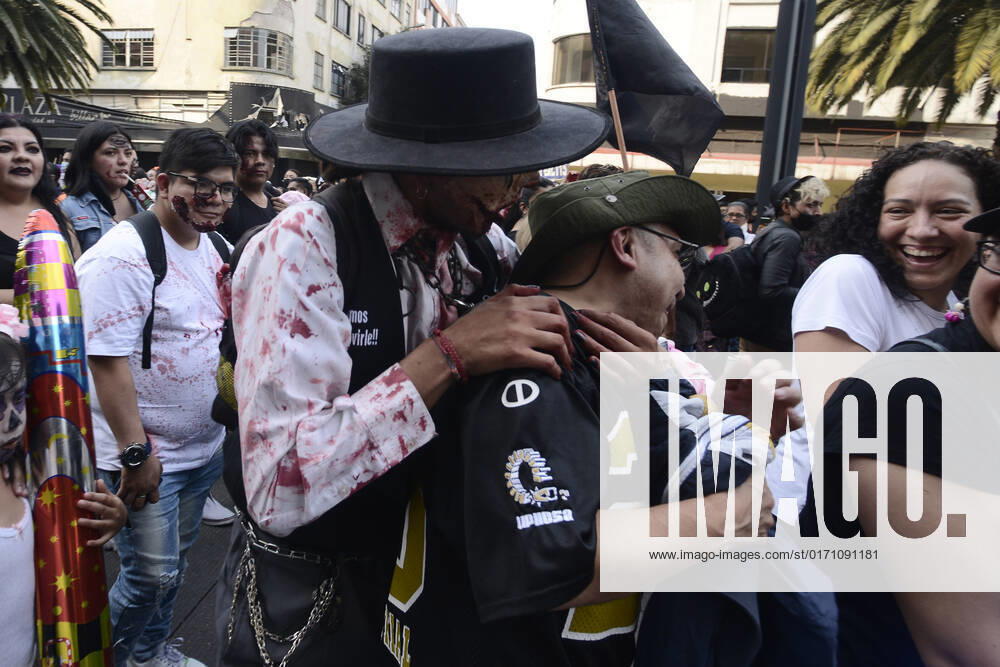 15th Annual Zombie Walk in Mexico October 22, Mexico City, Mexico: A participant walks during the 15th anniversary march of the annual Zombie Walk at Revolution Monumento. on October 22, 2022 in Mexico City, Mexico. (Photo by Carlos Tischler Eyepix Group)