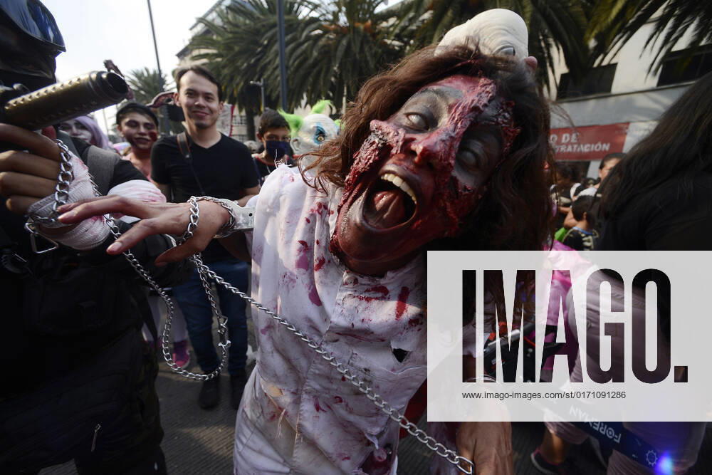 October 22, Mexico City, Mexico: A participant walks during the 15th anniversary march of the annual Zombie Walk at Revolution Monumento. on October 22, 2022 in Mexico City, Mexico. Mexico City Mexico - ZUMAe321 20221022_zia_e321_046
