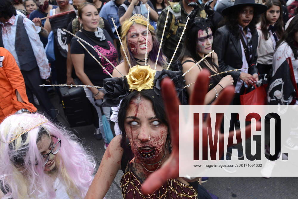 October 22, Mexico City, Mexico: A participant walks during the 15th anniversary march of the annual Zombie Walk at Revolution Monumento. on October 22, 2022 in Mexico City, Mexico. Mexico City Mexico - ZUMAe321 20221022_zia_e321_039